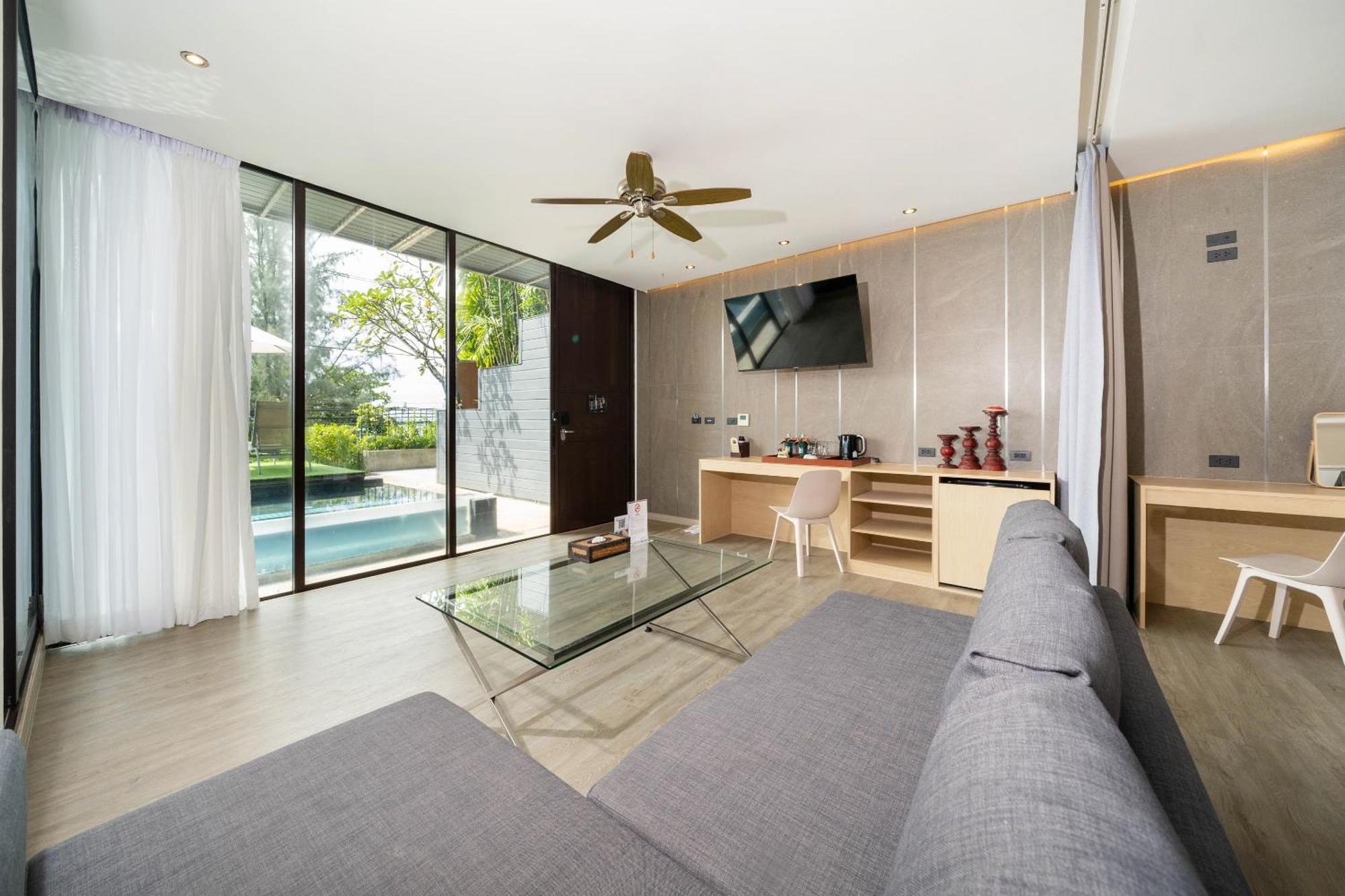 Indochine Resort And Villas - Sha Extra Plus Patong Экстерьер фото A room at the hotel